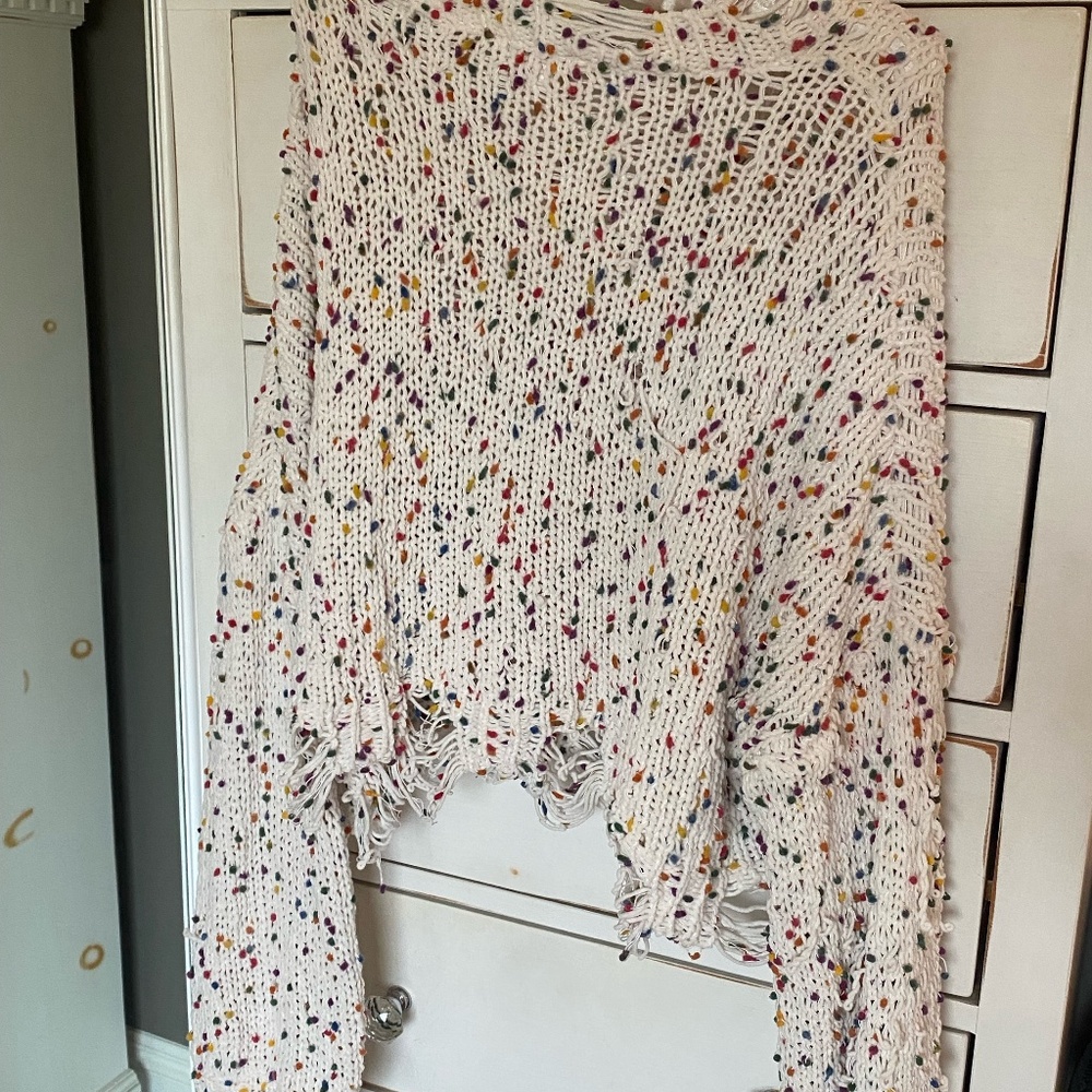 Wild Honey Distressed Sweater. White. Size Medium. - Picture 2 of 5